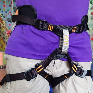 台灣楓岩Maple rock 全尺寸攀岩吊帶